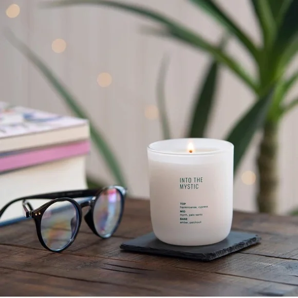 INTO THE MYSTIC. Studio oh! Candle - Picture 3 of 4